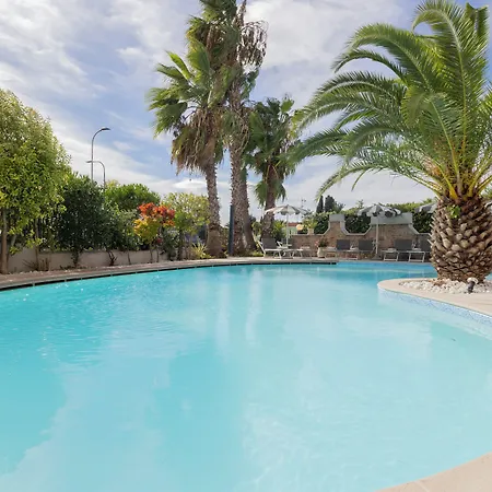 Berta Hotel 3*
