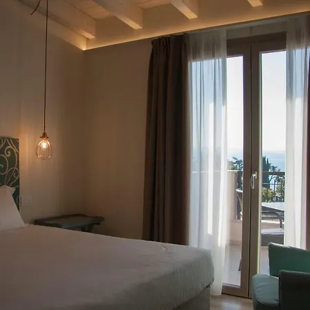 Berta 3* Desenzano del Garda
