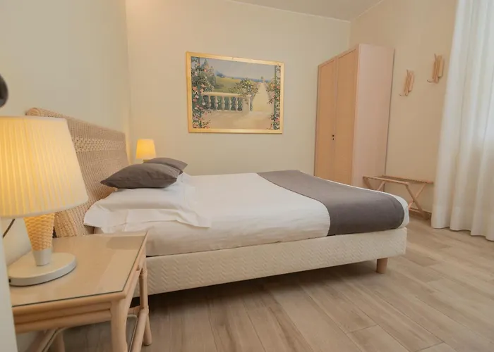 فندق بيرتا ديسينسانو ديل غاردا